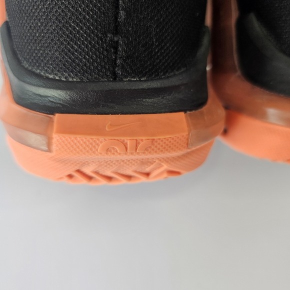 Nike LeBron Witness 6 Black Sequoia Silver CZ4052-001 Mens Basketball Shoes 7.5 - Picture 10 of 16